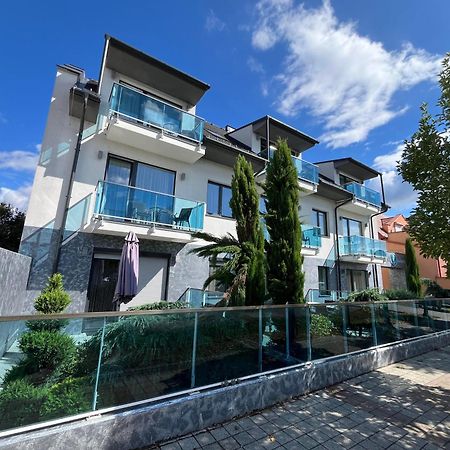 Berill Crystal Apartman Sárvár Extérieur photo