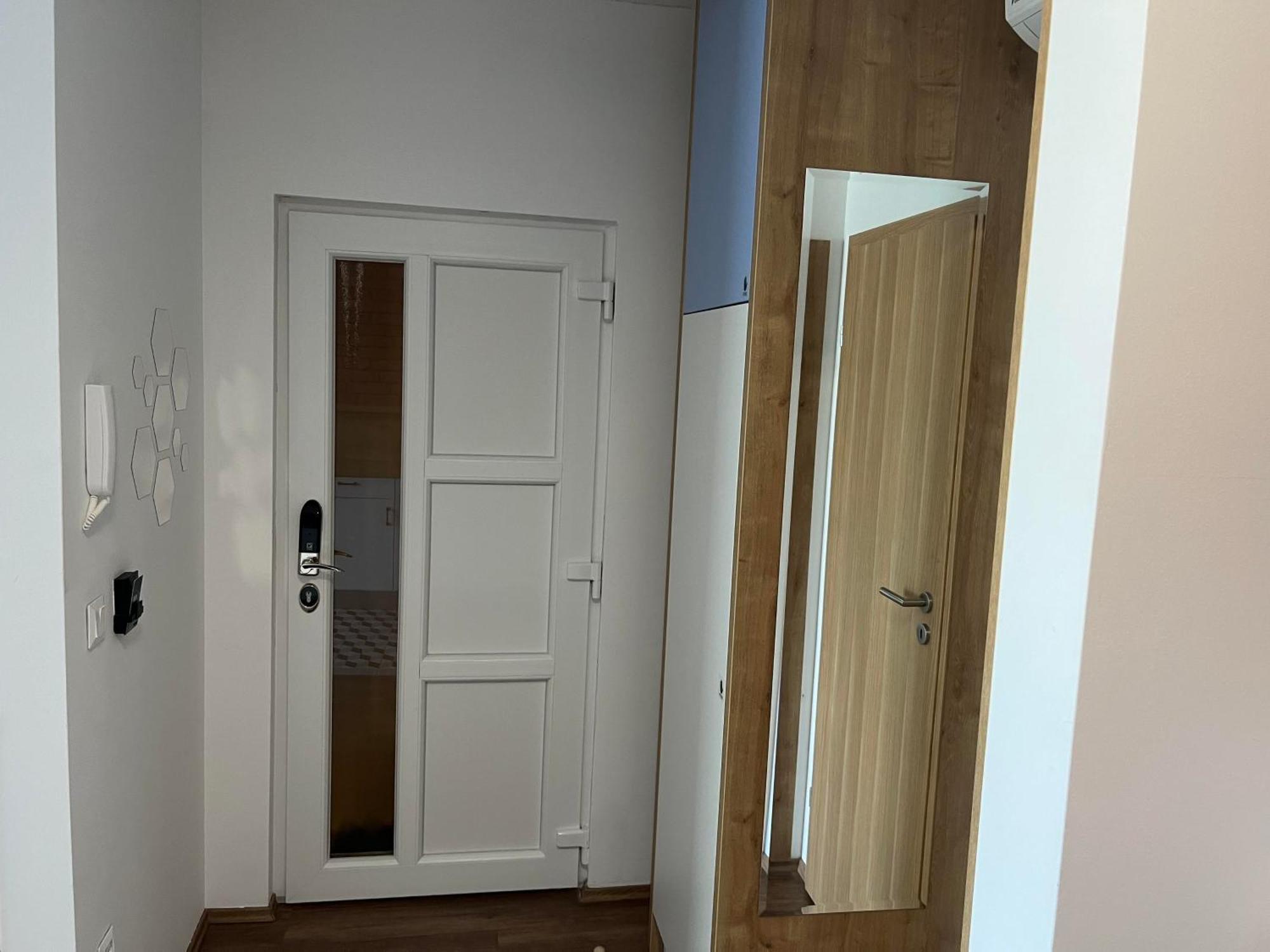 Berill Crystal Apartman Sárvár Extérieur photo
